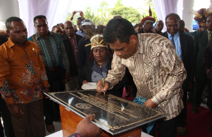 Resmikan Gereja di Jayawijaya Sekda Serukan Warga Jaga Toleransi